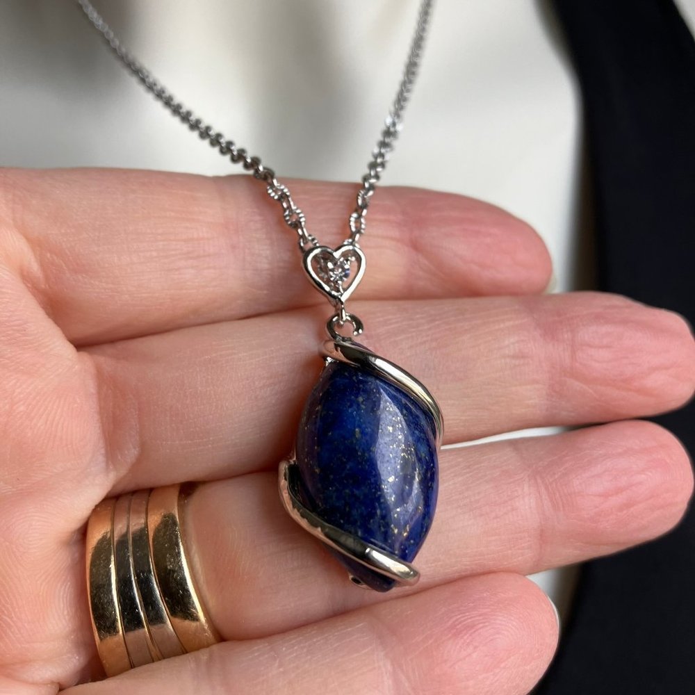 Genuine Lapis Lazuli Gemstone Pendant and 18 inch Stainless Steel Chain New